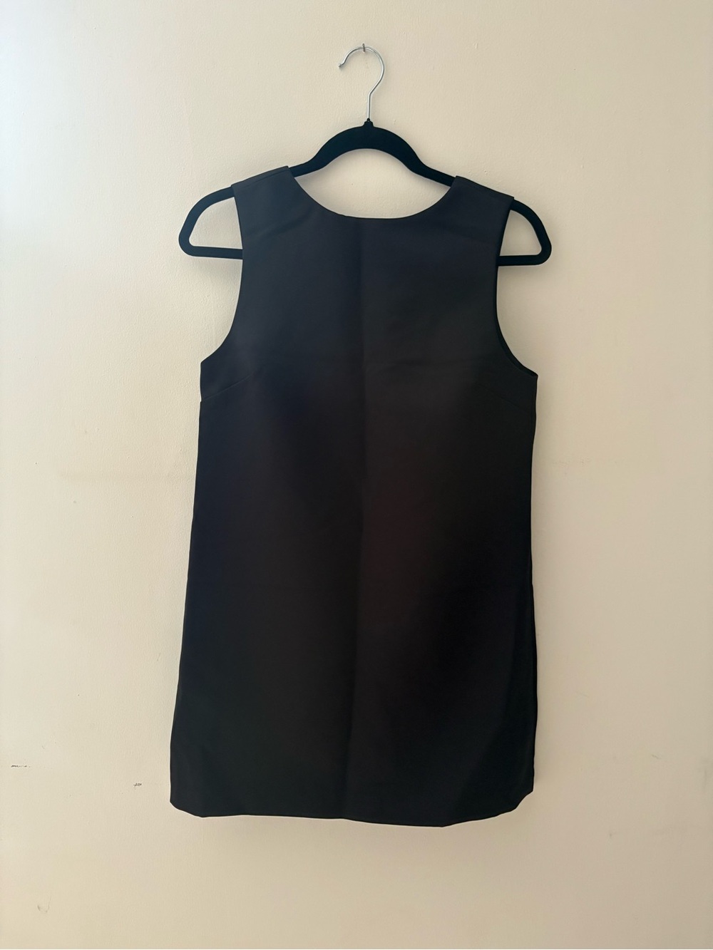 H&M Black Sleeveless Shift Dress